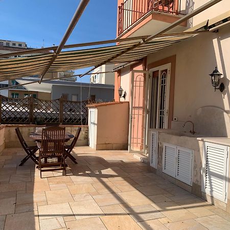 La Tua Casa Nel Centro Di Ostiaヴィラ エクステリア 写真