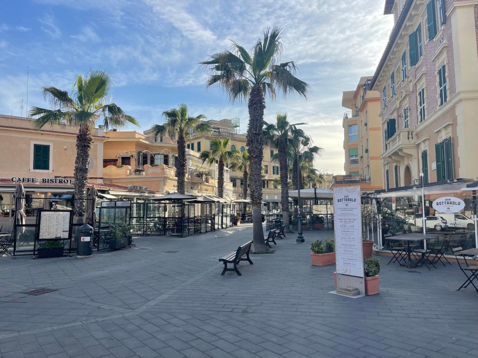 La Tua Casa Nel Centro Di Ostiaヴィラ エクステリア 写真